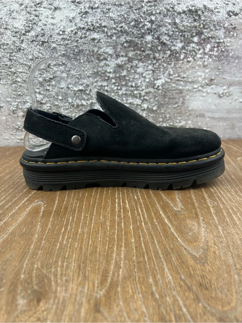 602 Dr. Martens ZEBZAG Mule Men’s Black Suede Clog Sandals 9
